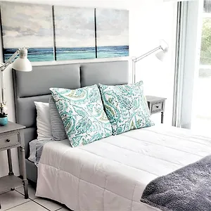 https://brand-new-studio-1-block-to-beach-lagoon.sanjuanpuertorico-hotels.com